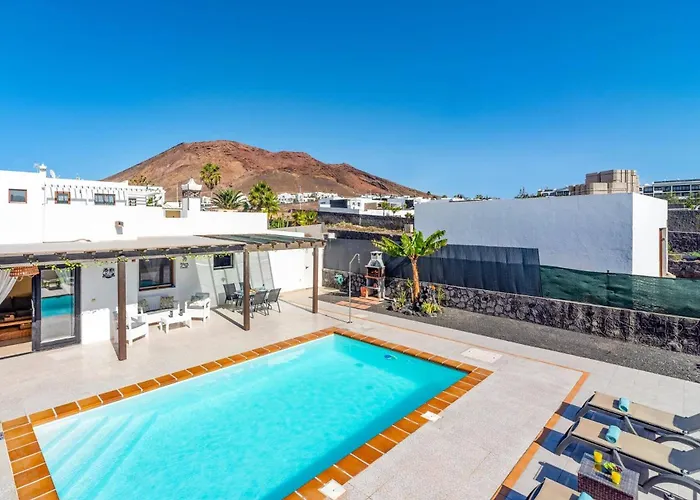 Burgado By Playa Blanca (Lanzarote)