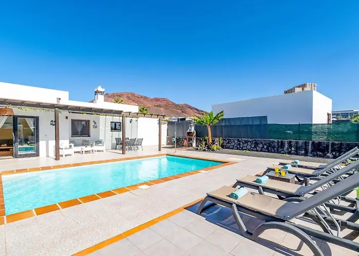 Burgado By Villa Playa Blanca (Lanzarote)